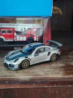 Porsche 911 GT2 RS